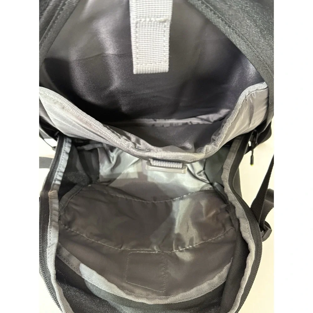 Samsonite very good