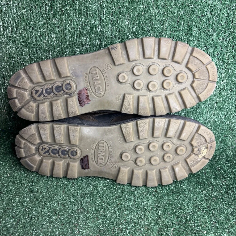 Ecco full photo listing