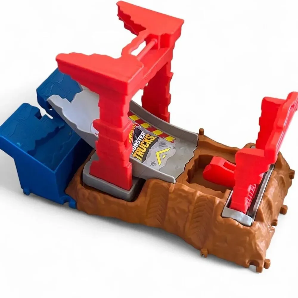 Hot Wheels crash free