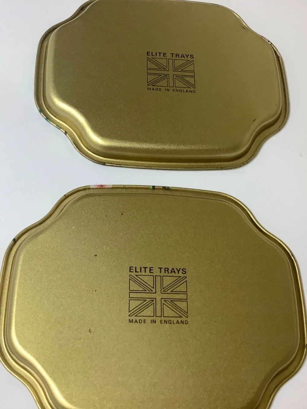Other items than tray