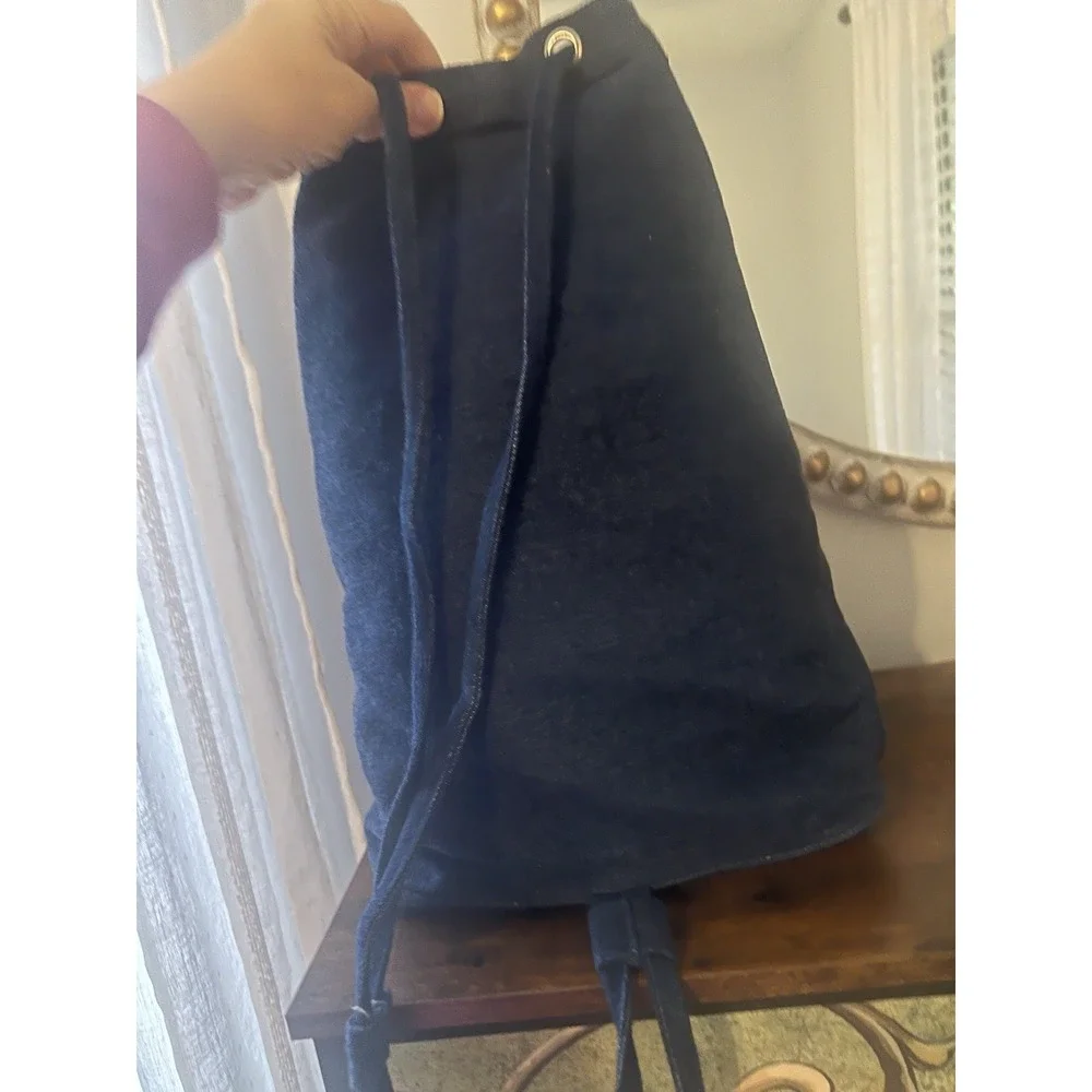 The Unbranded Brand canvas drawstring backpack