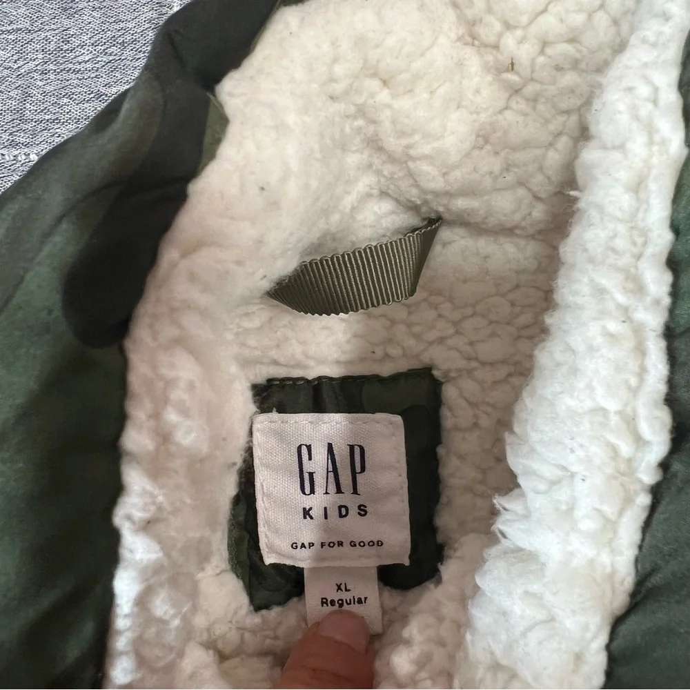 GAP stylish camouflage