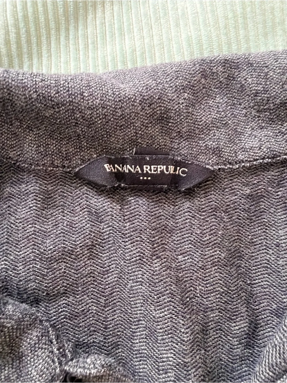 Banana Republic lightweight soft