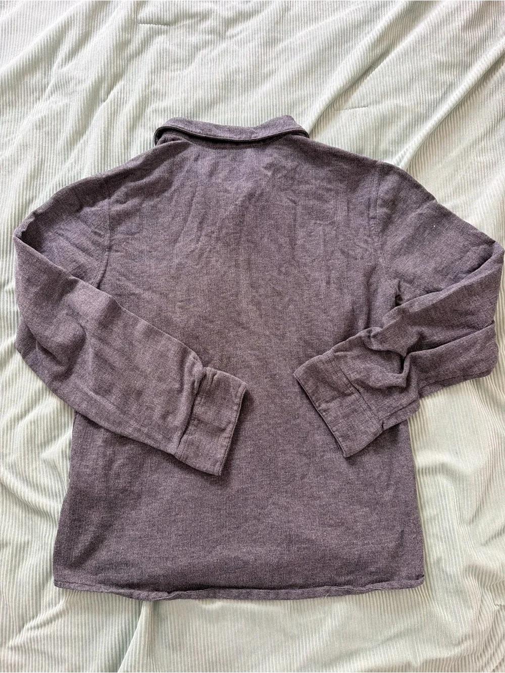 Banana Republic neckline smooth everyday