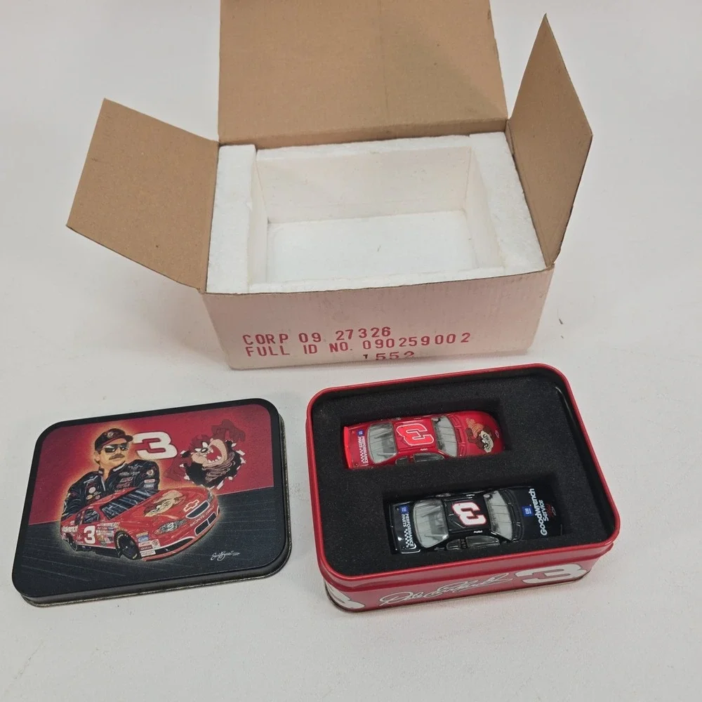Action Racing Collection 2002 Dale Earnhardt Taz Wrangler Goodwrench 2 Car Tin