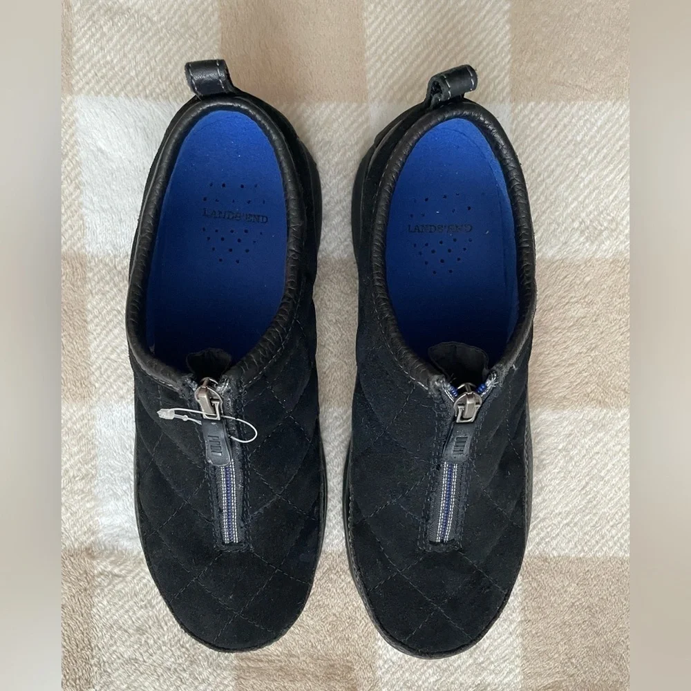 Lands End step out