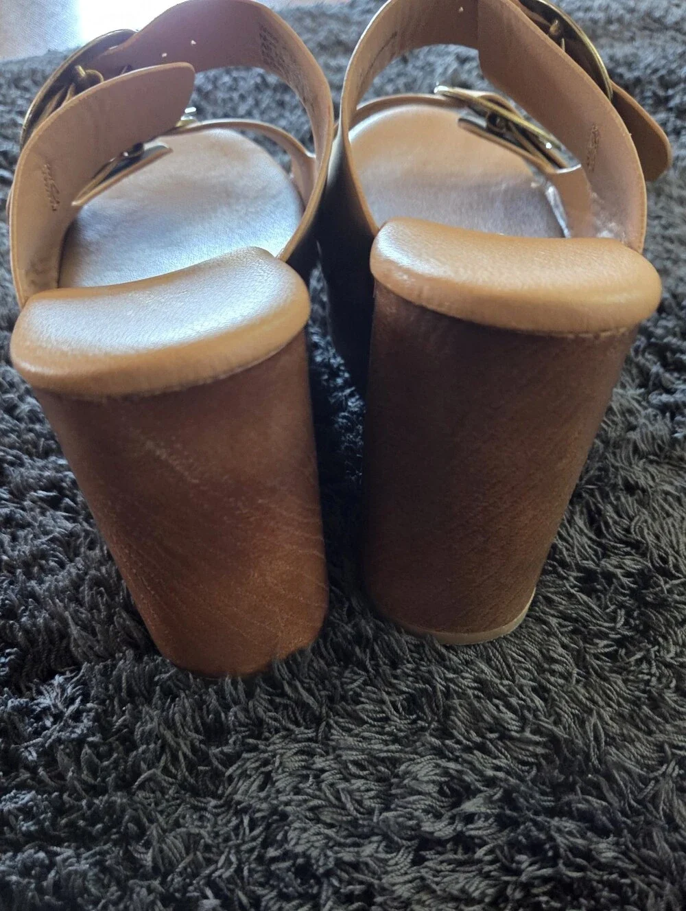 Seychelles double buckle