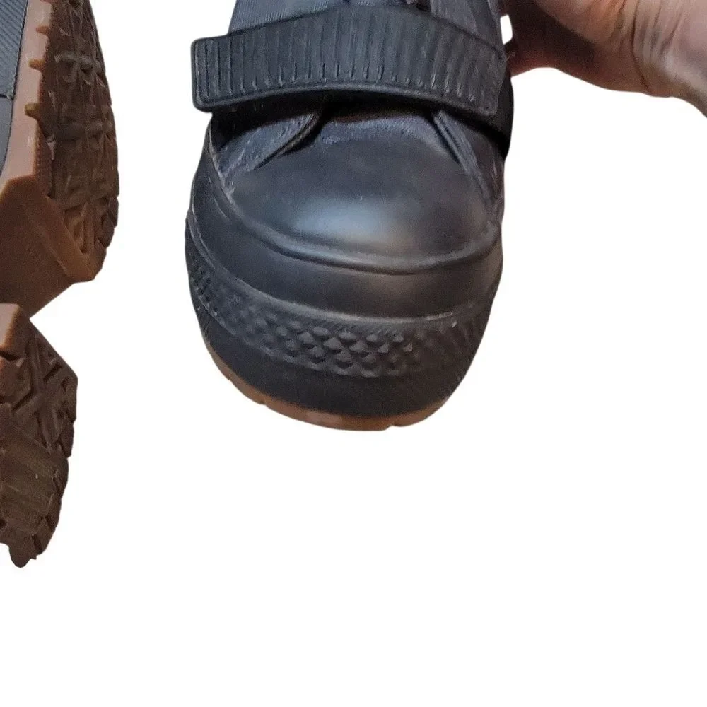 Converse this lug