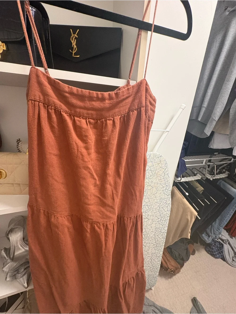 Abercrombie & Fitch lightweight tiered