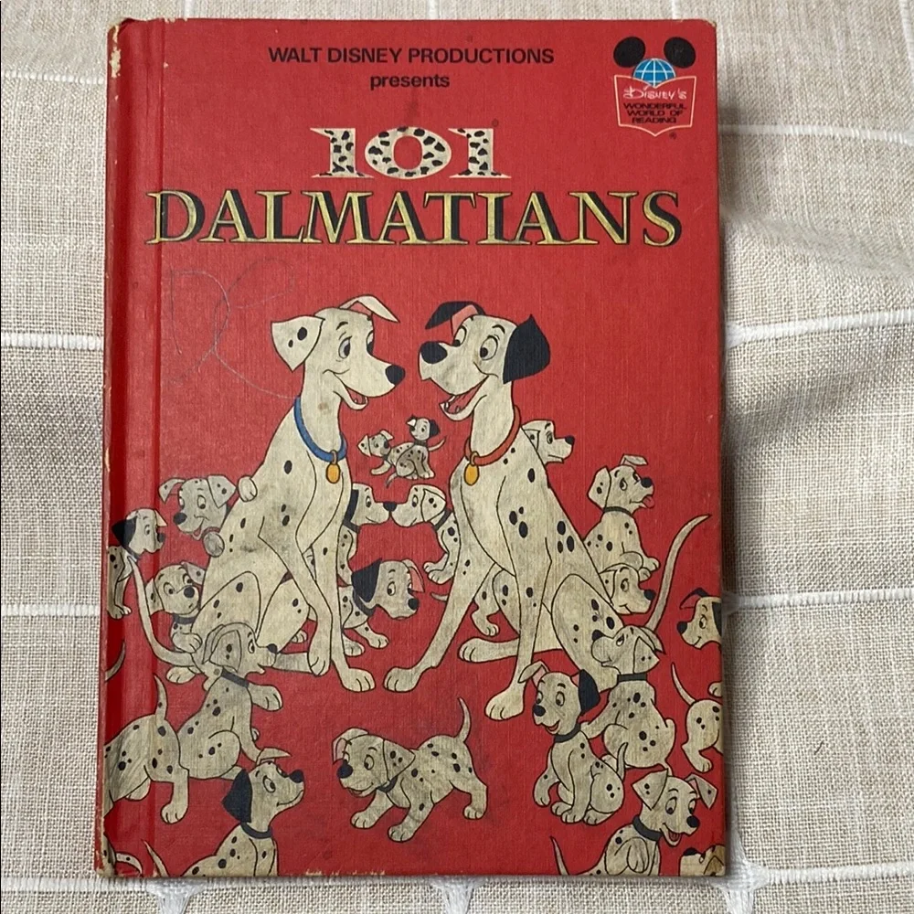 Vintage‎ Walt Disney 1st Edition 101 Dalmatians Book Wonderful World of Reading