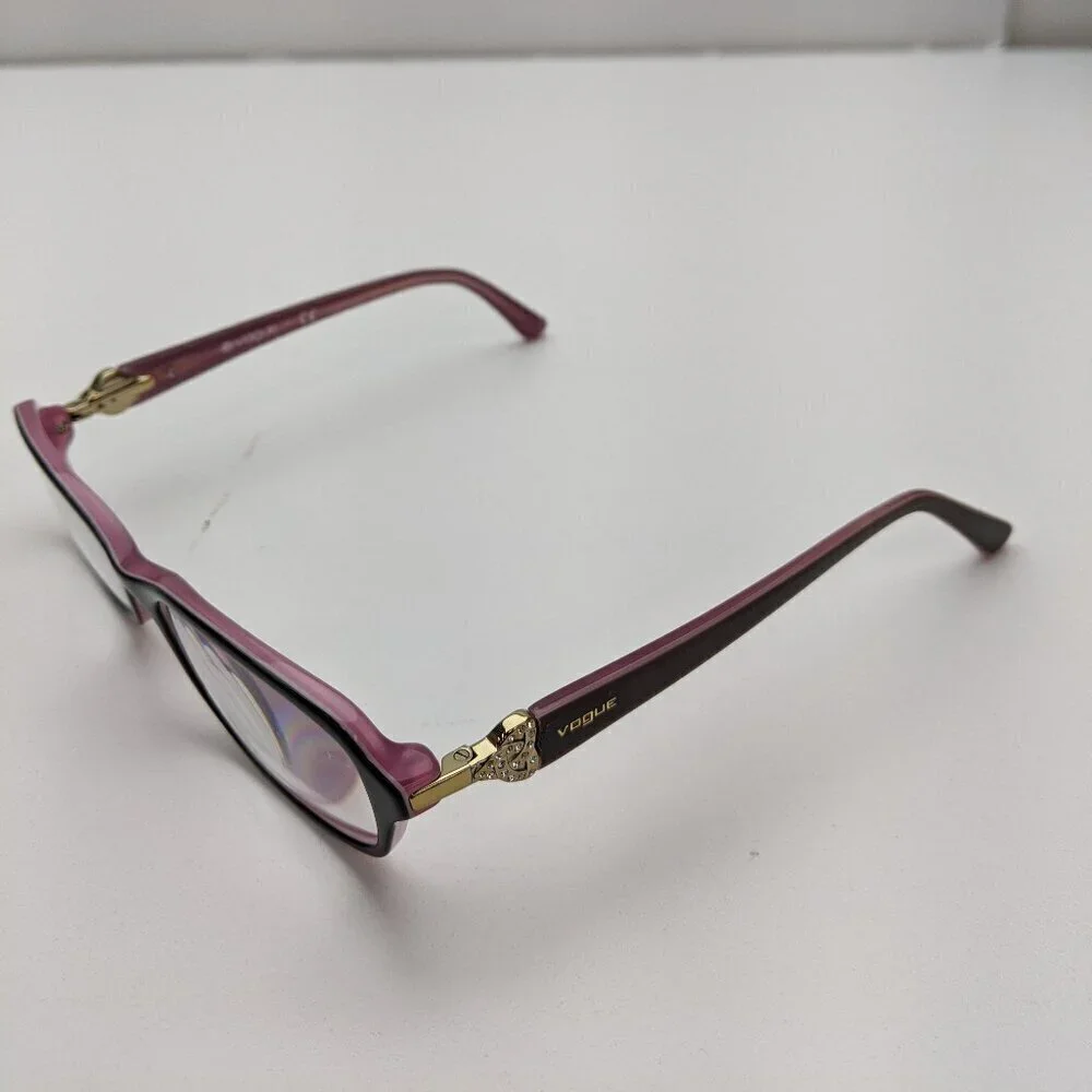 Vogue frame 10