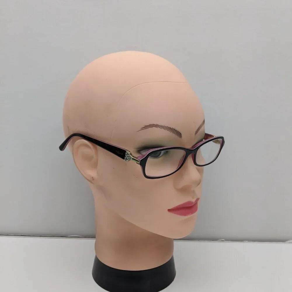 Vogue frame 10