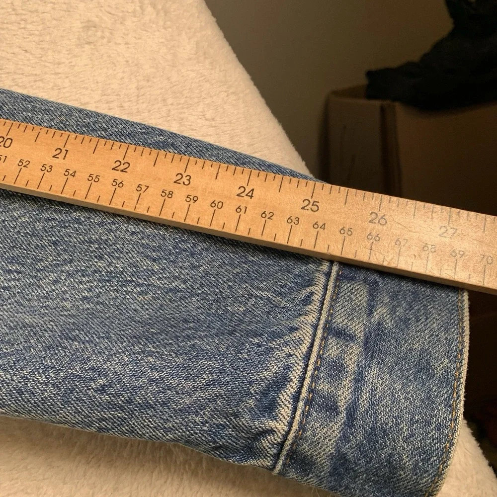 Levis up sale