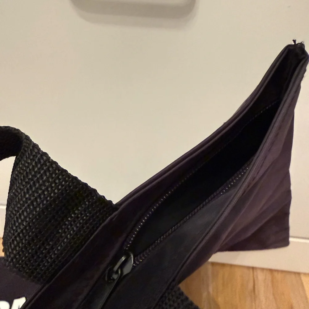 Dr. Martens webbing across