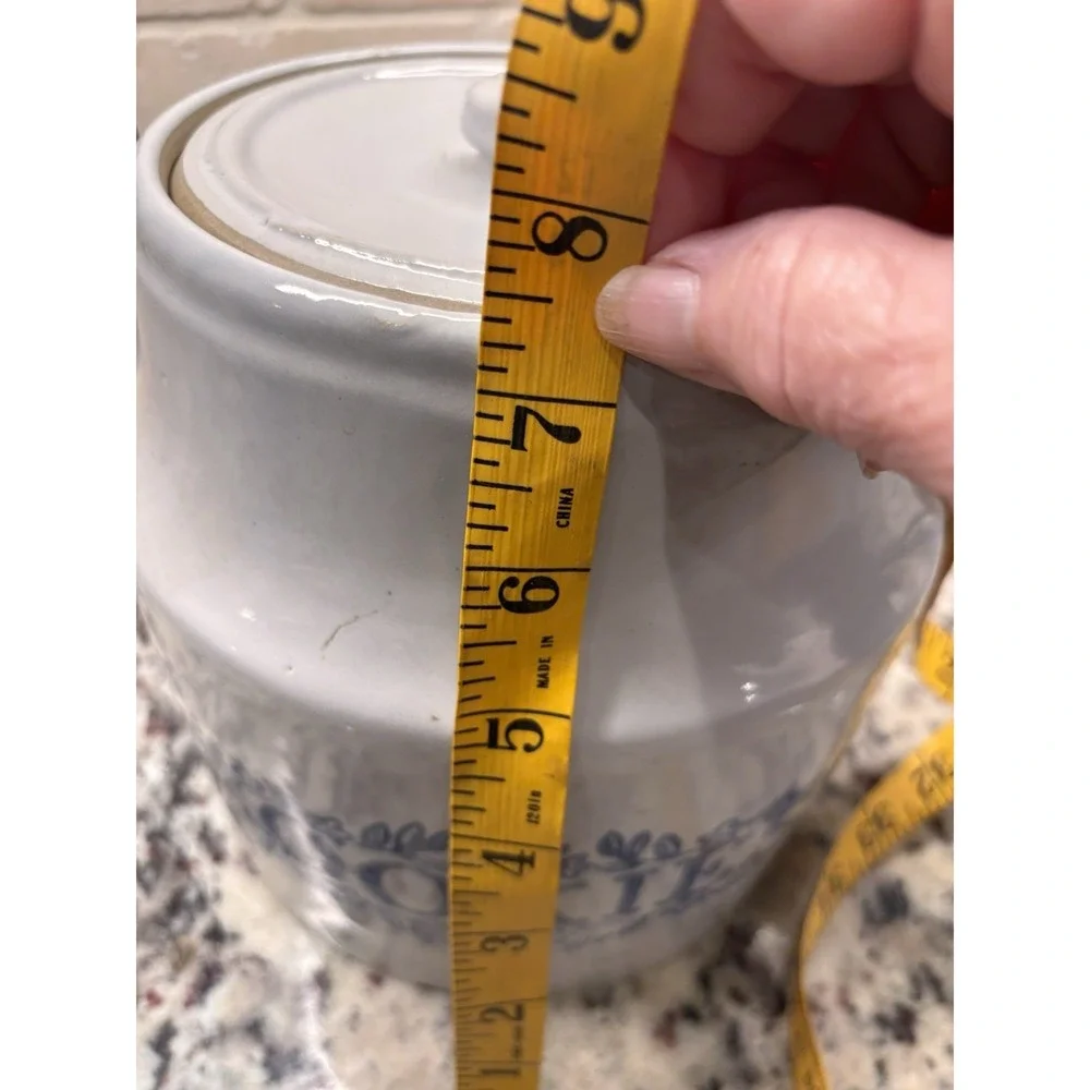 Monmouth, ILL glaze inches cookies