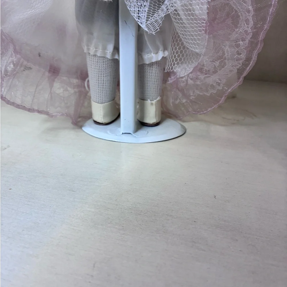 N/A beautiful porcelain