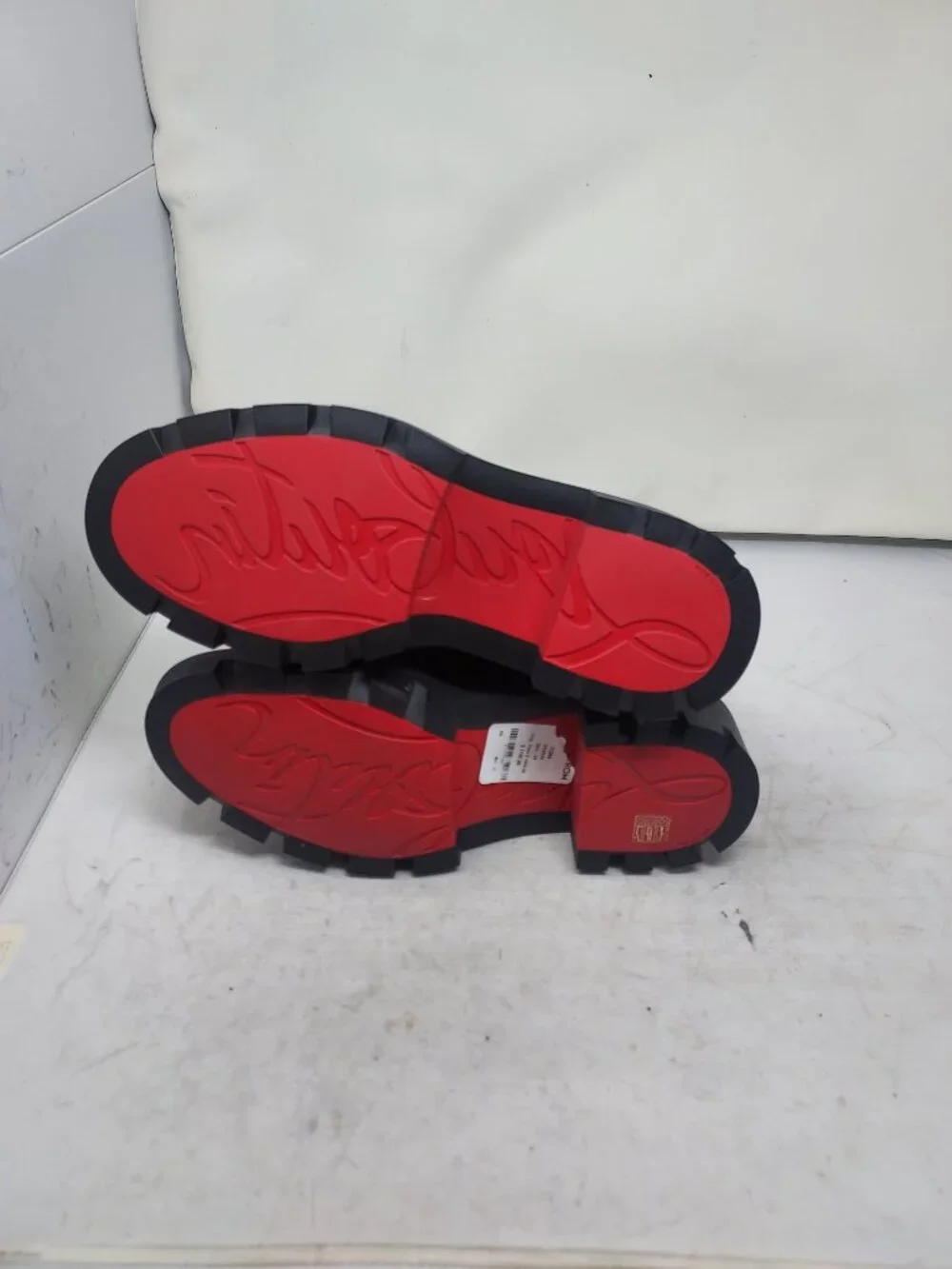 Christian Louboutin 44 zip