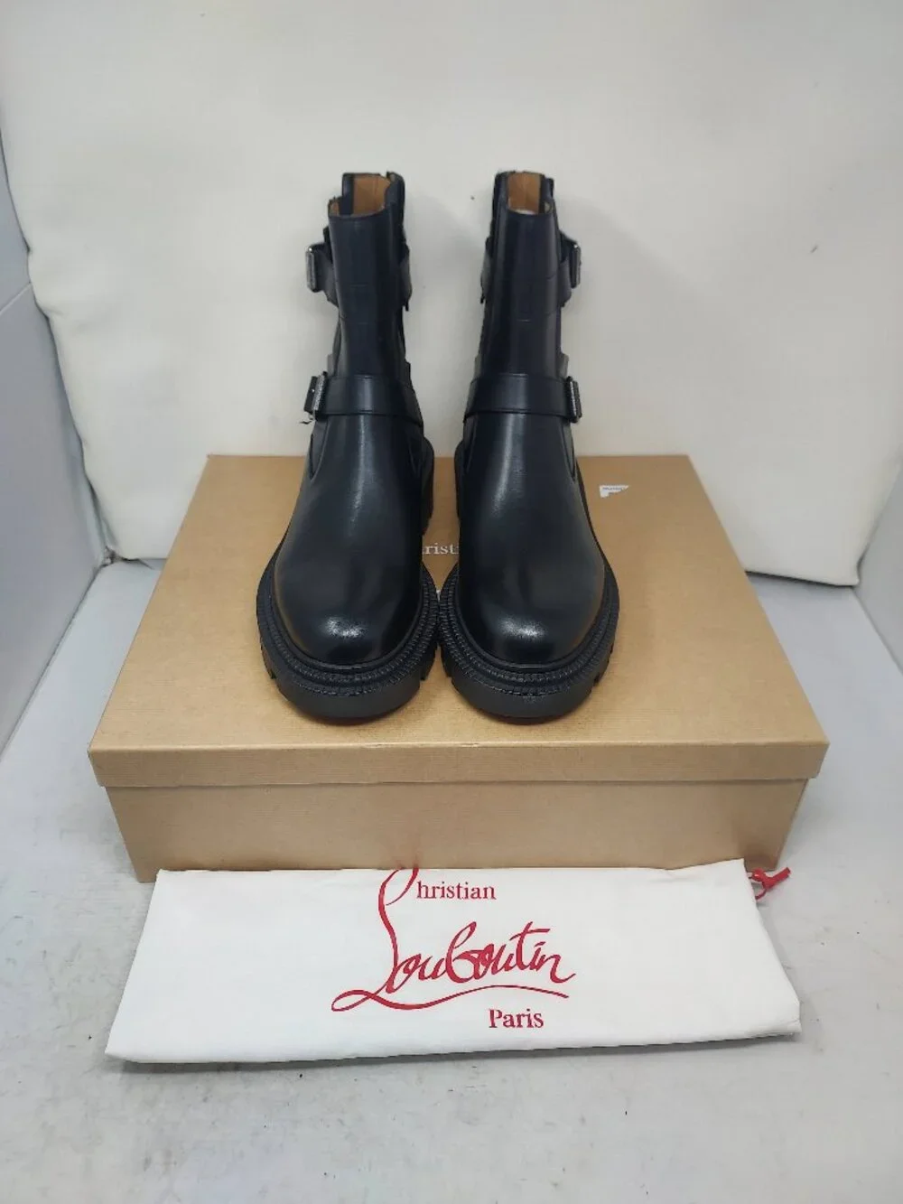 Christian Louboutin chunky 44