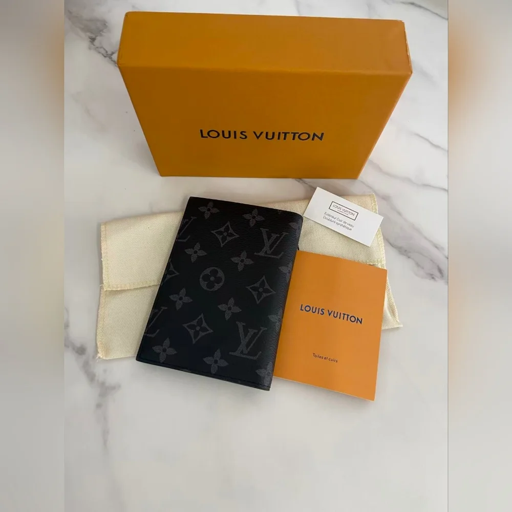 Louis Vuitton authentic louis