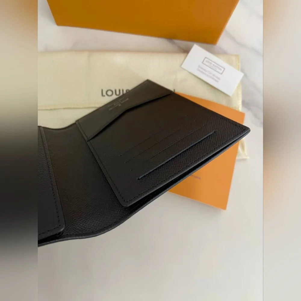 Louis Vuitton authentic louis