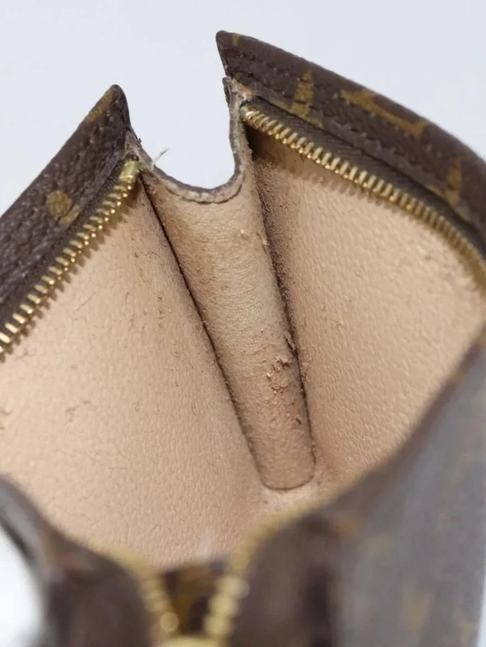Louis Vuitton brand	louis vuitton