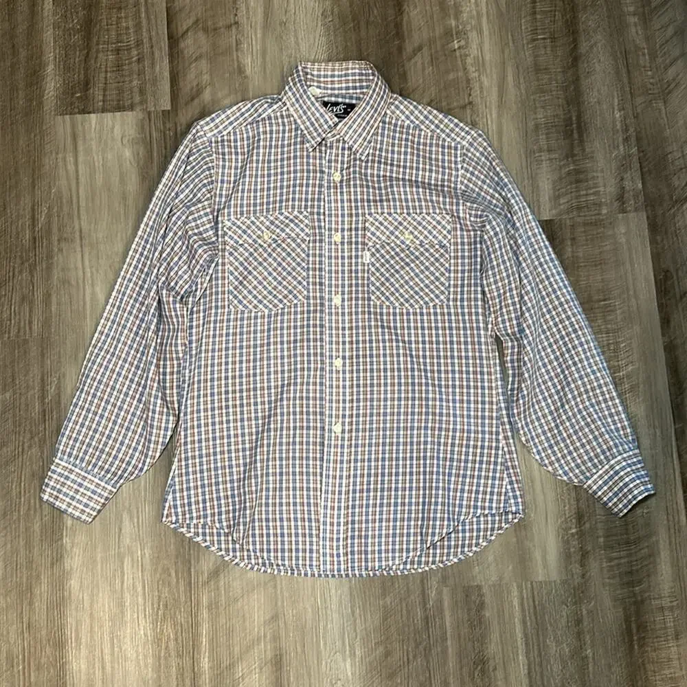 Levis item preowned