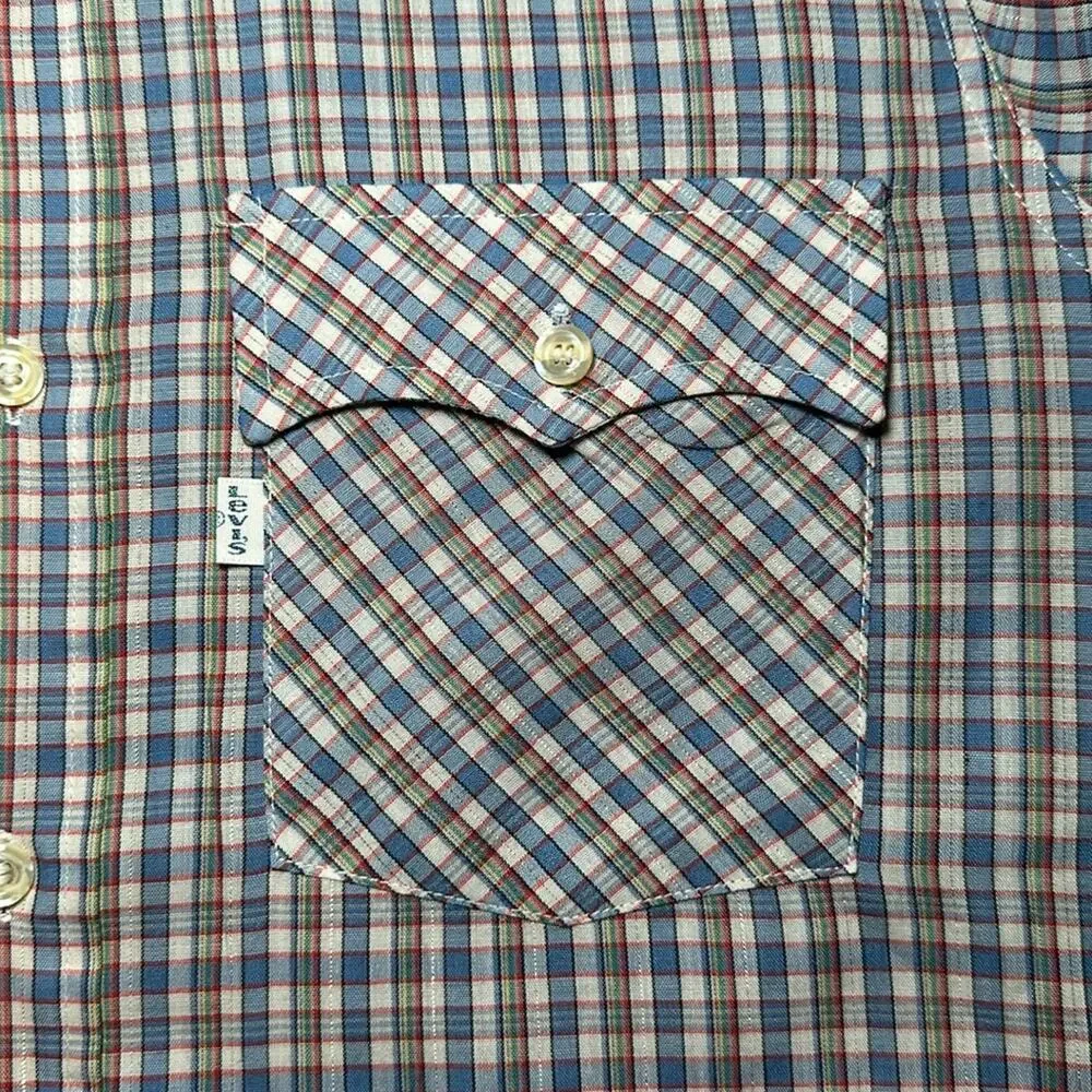 Levis item preowned