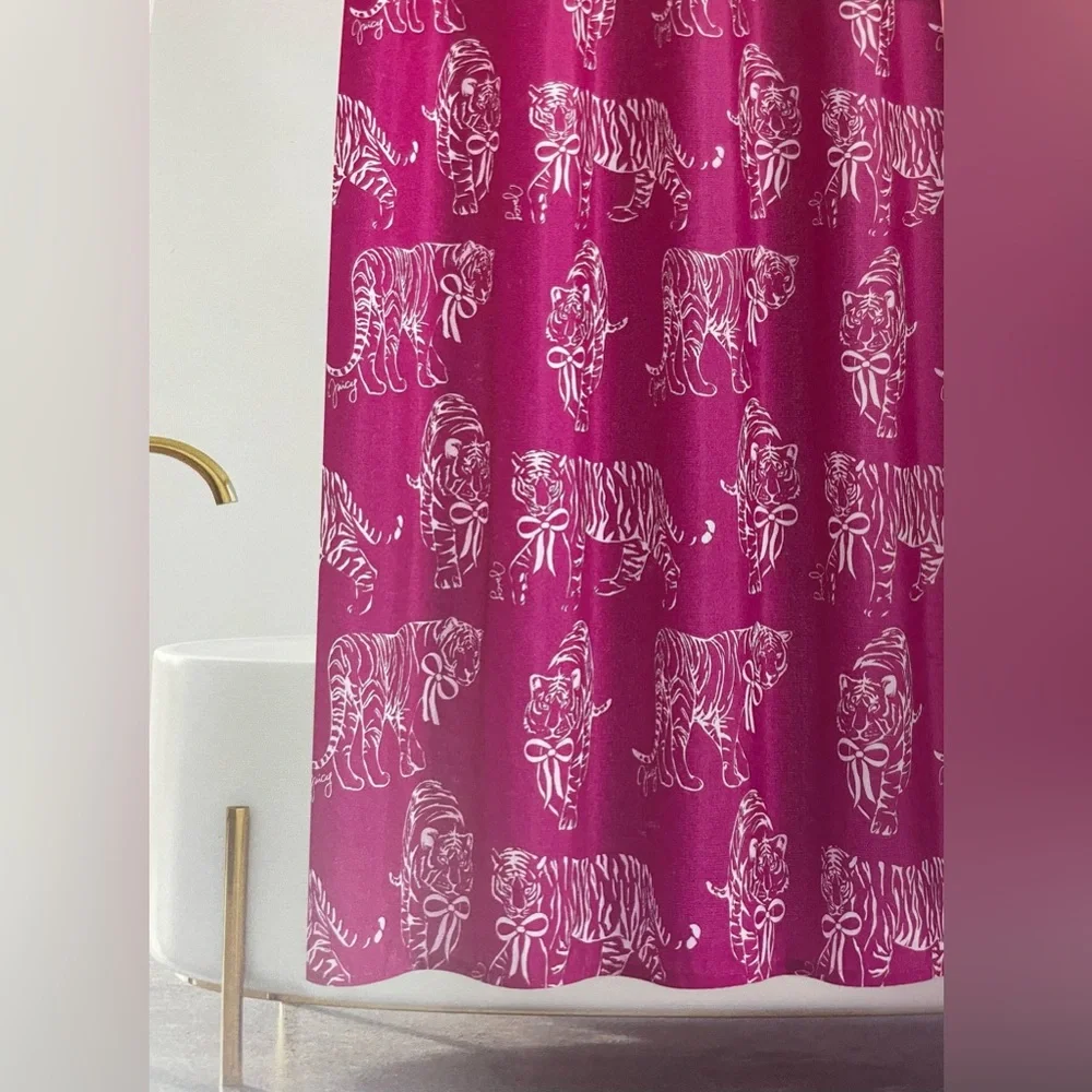 Juicy Couture thank pink retail