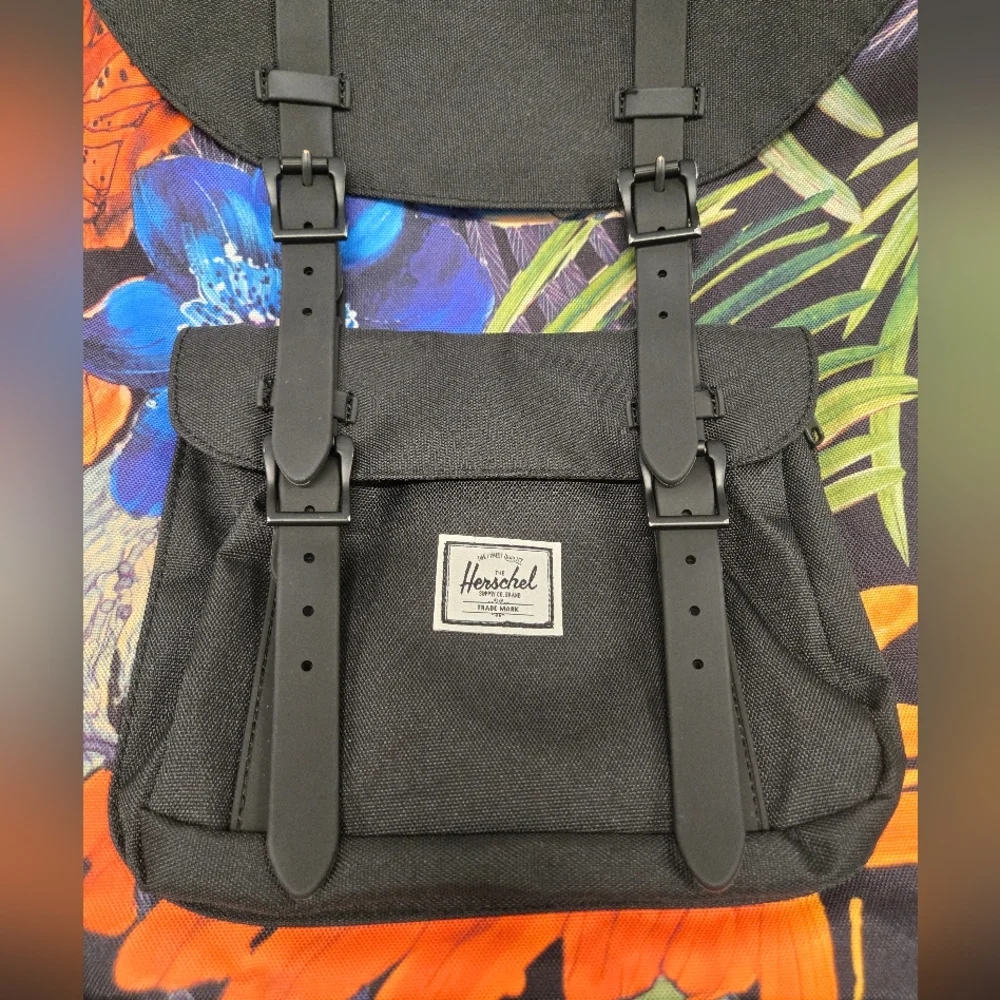 Herschel Supply Company new