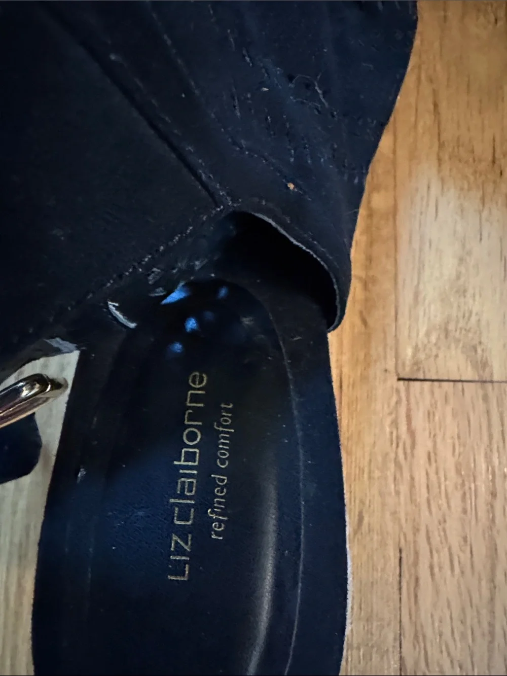 Liz Claiborne strap weather laser