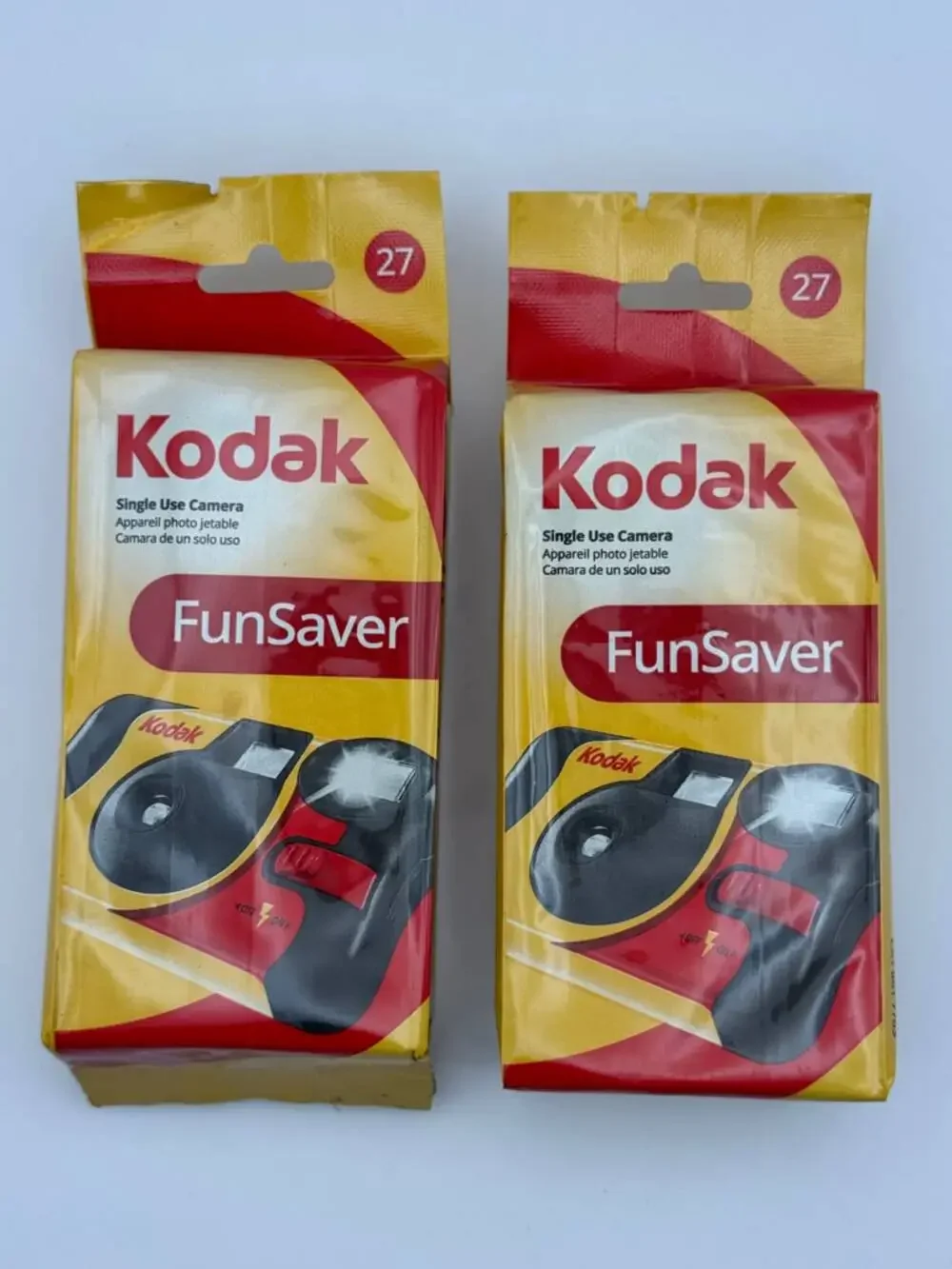 Kodak FunSaver 35mm Disposable Cameras 27 Exposure Flash 2-Pack New Exp 08/27