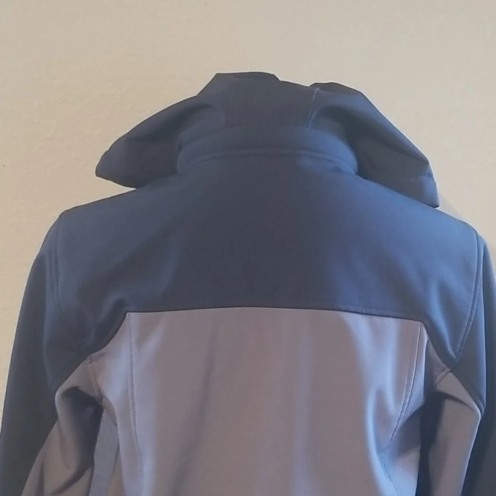 Snozu hood zip