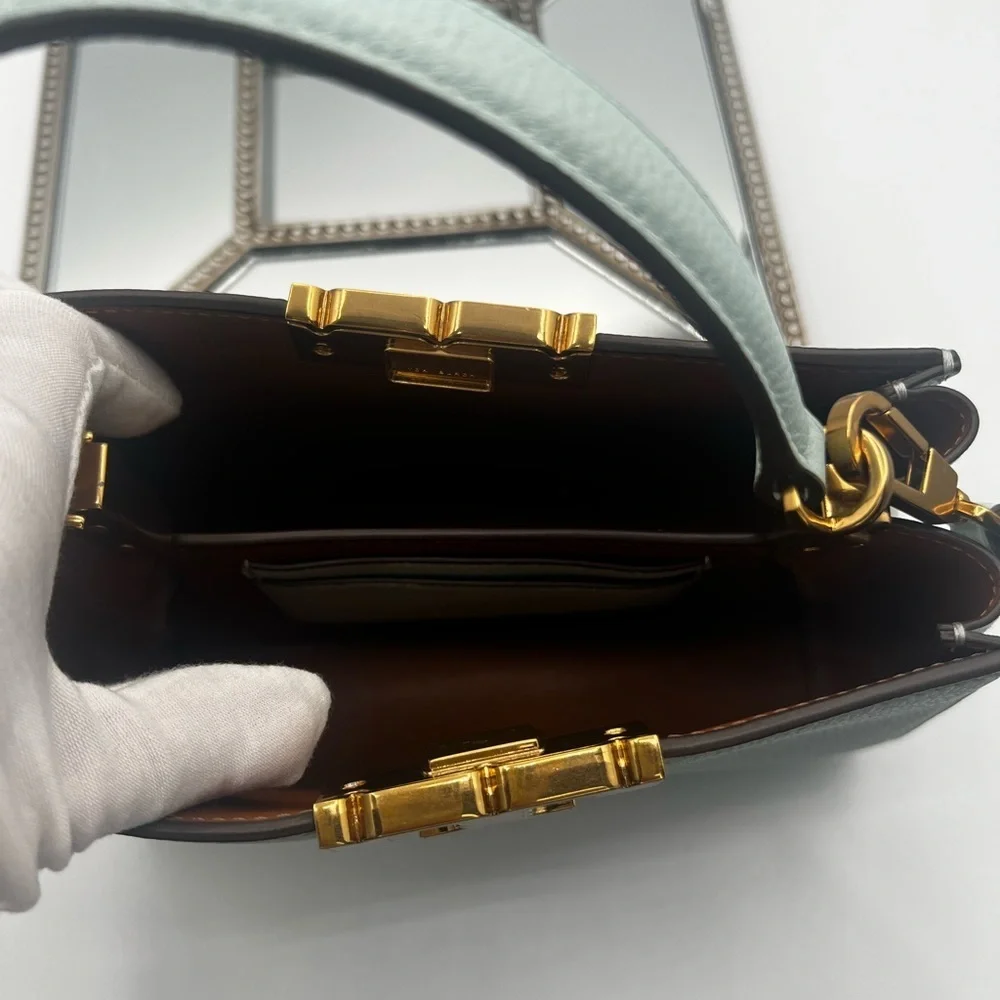 Tory Burch tory burch