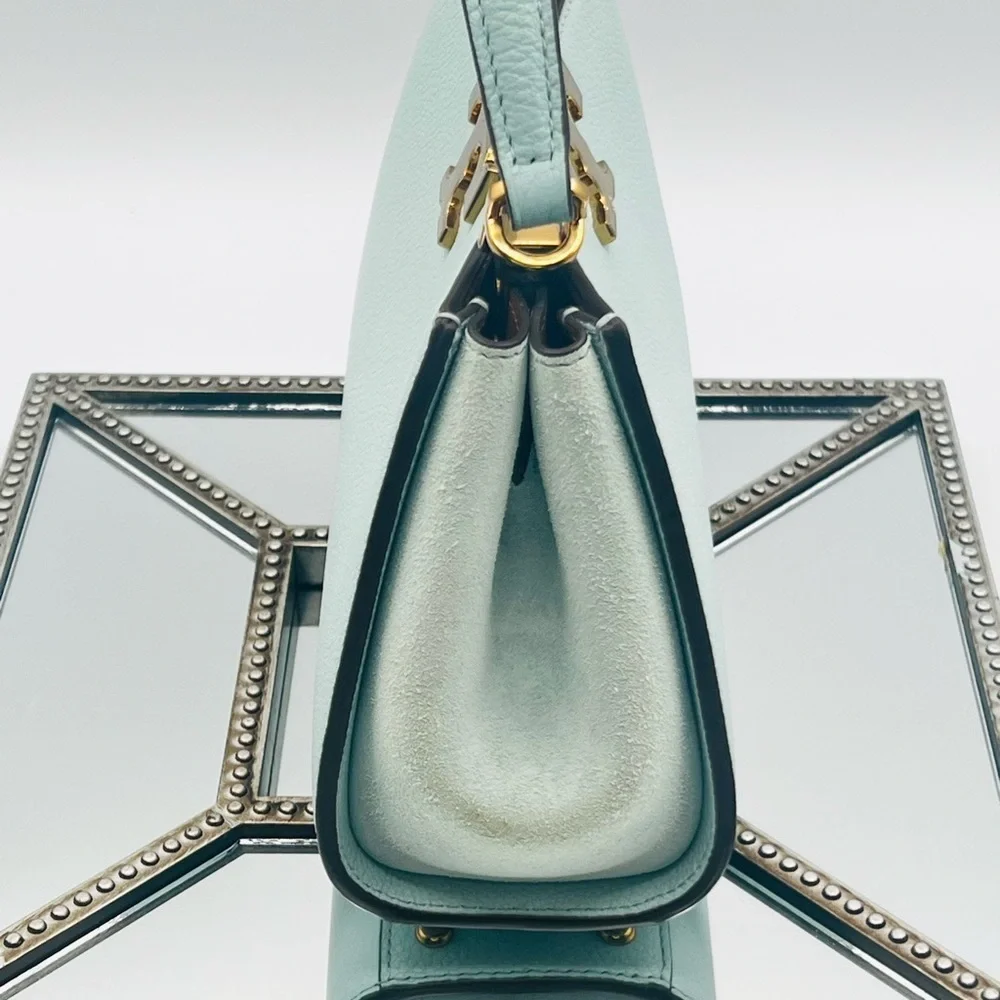 Tory Burch tory burch