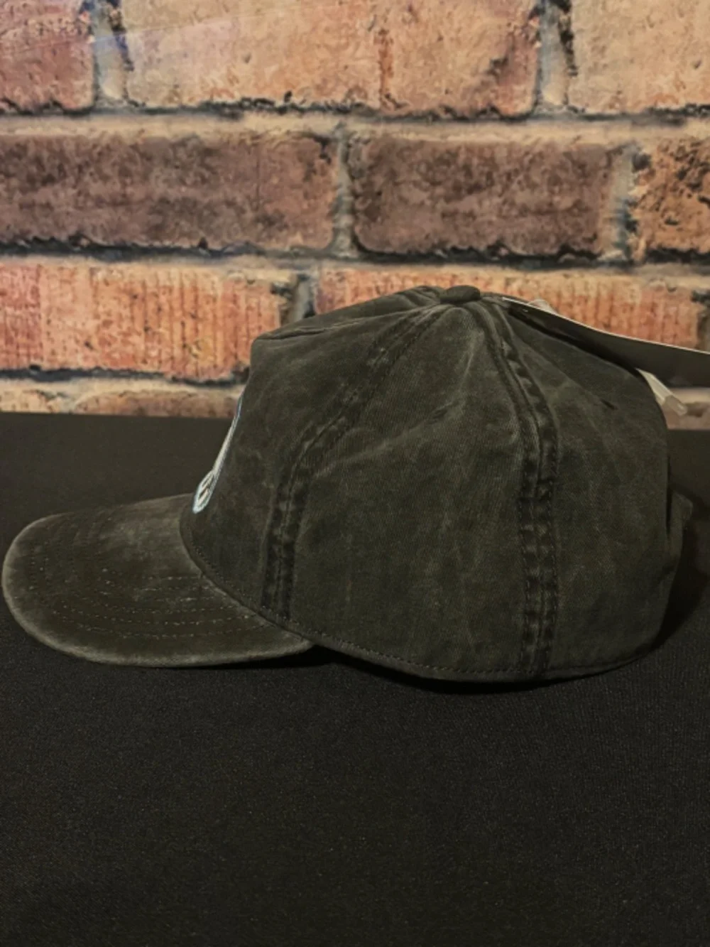 Ford mustang snapback