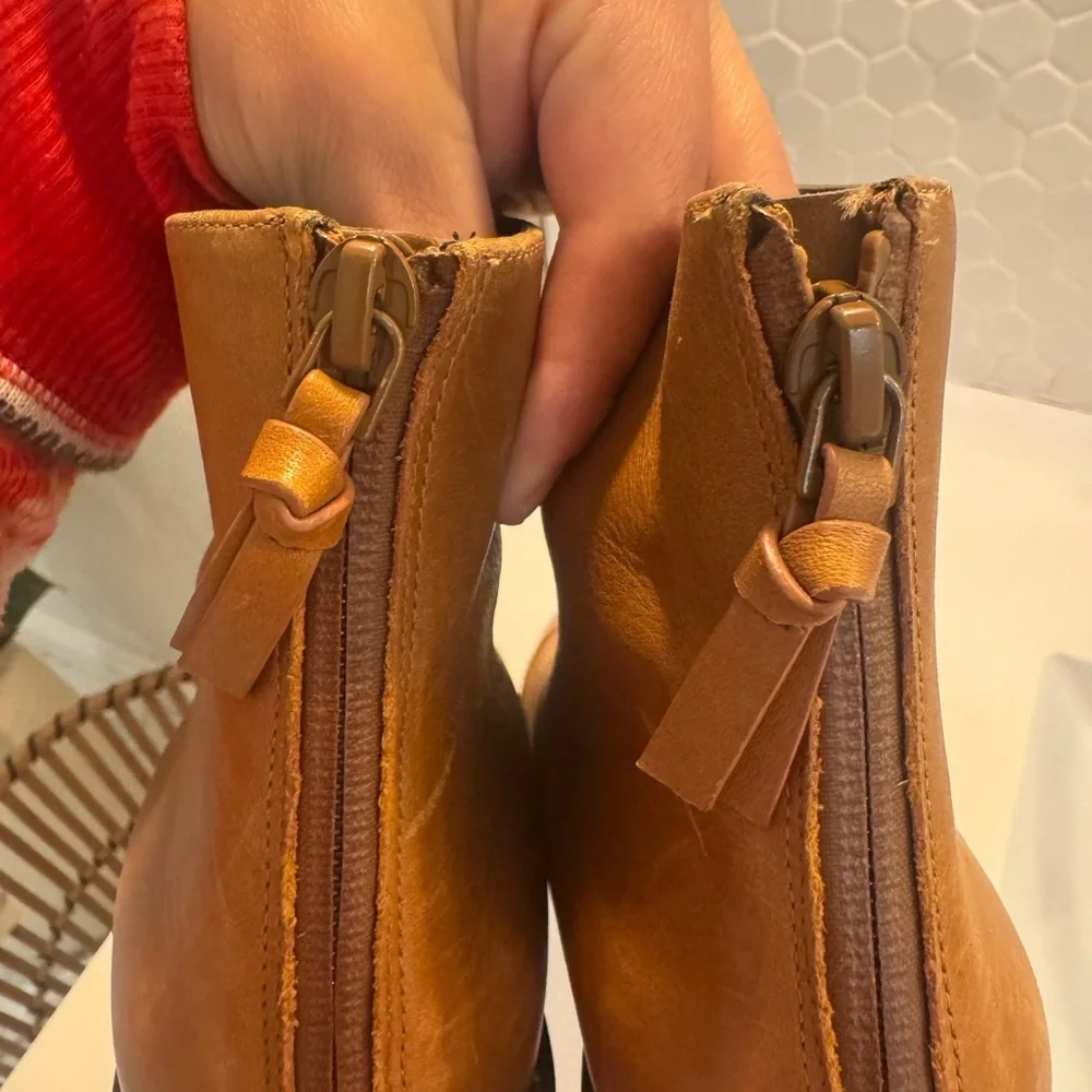 Cole Haan water any