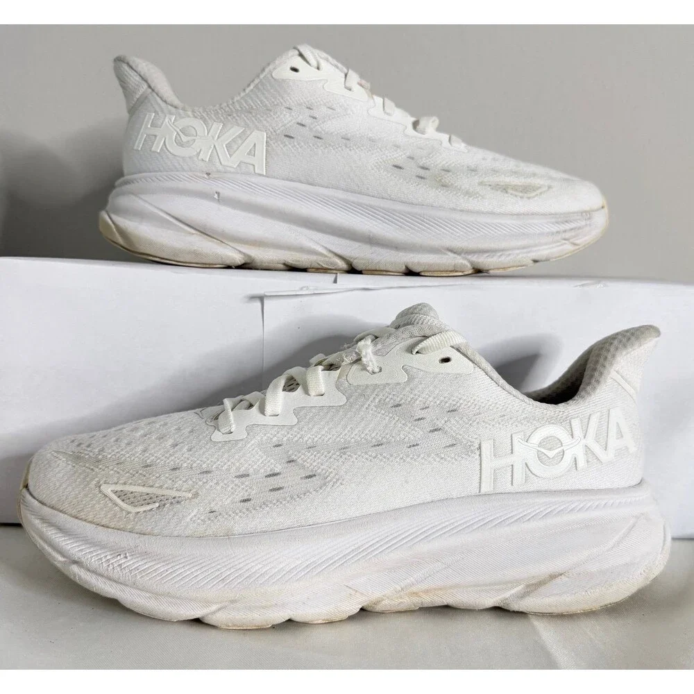 Hoka One One Clifton 9 Women's  Size 8.5B