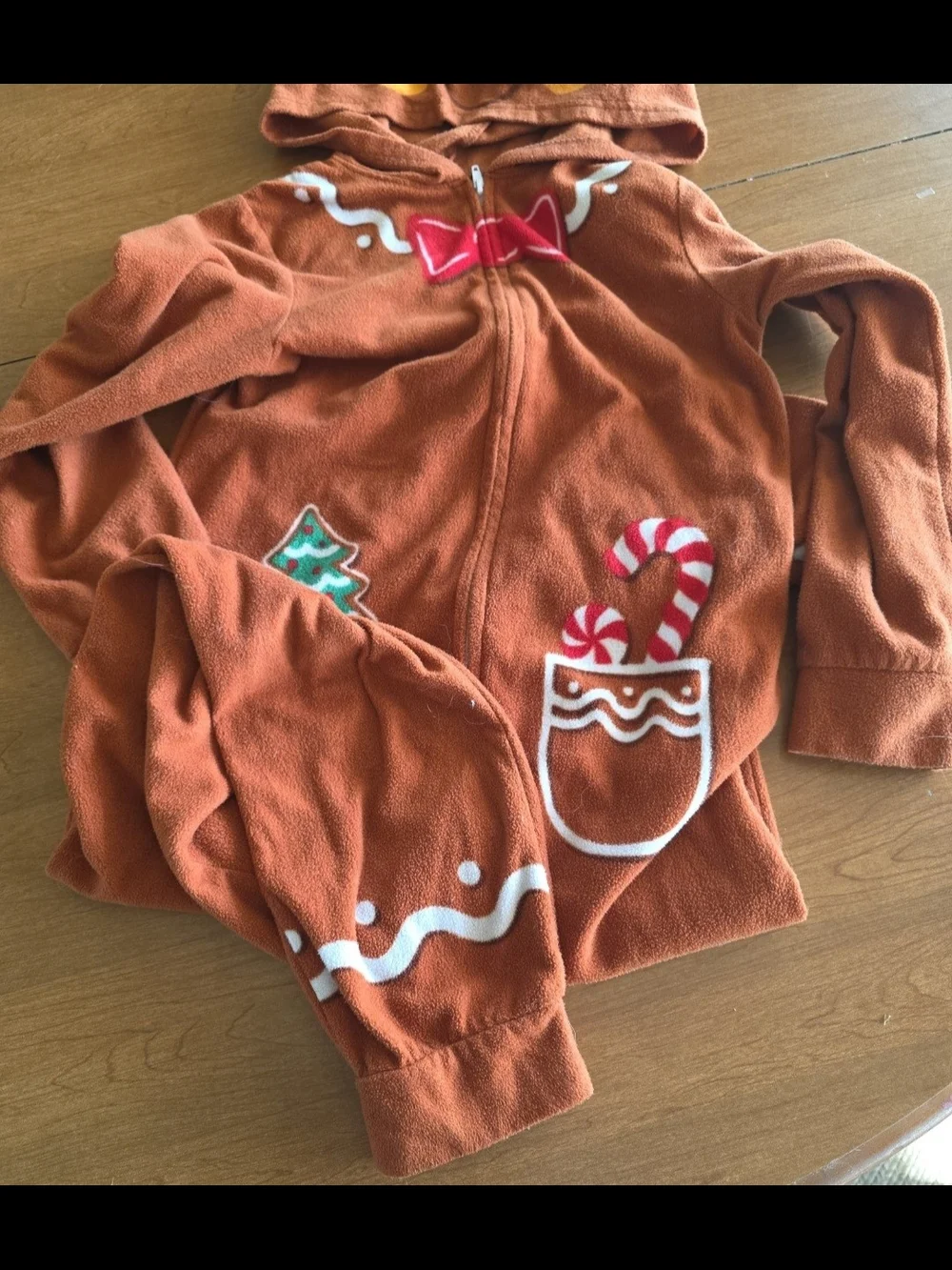 Cat & Jack gingerbread details