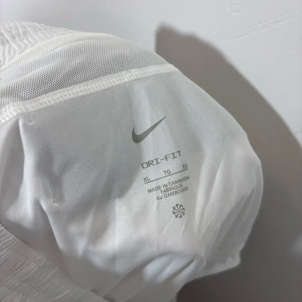 Nike shorts size nwt