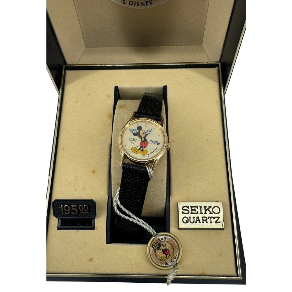 New Seiko Mickey Mouse Watch Womens Gold Leather Vintage Disney 3Y03-0049 Box
