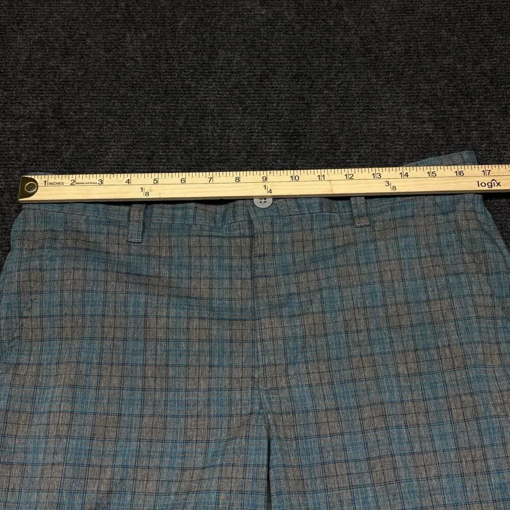 Izod golf shorts
