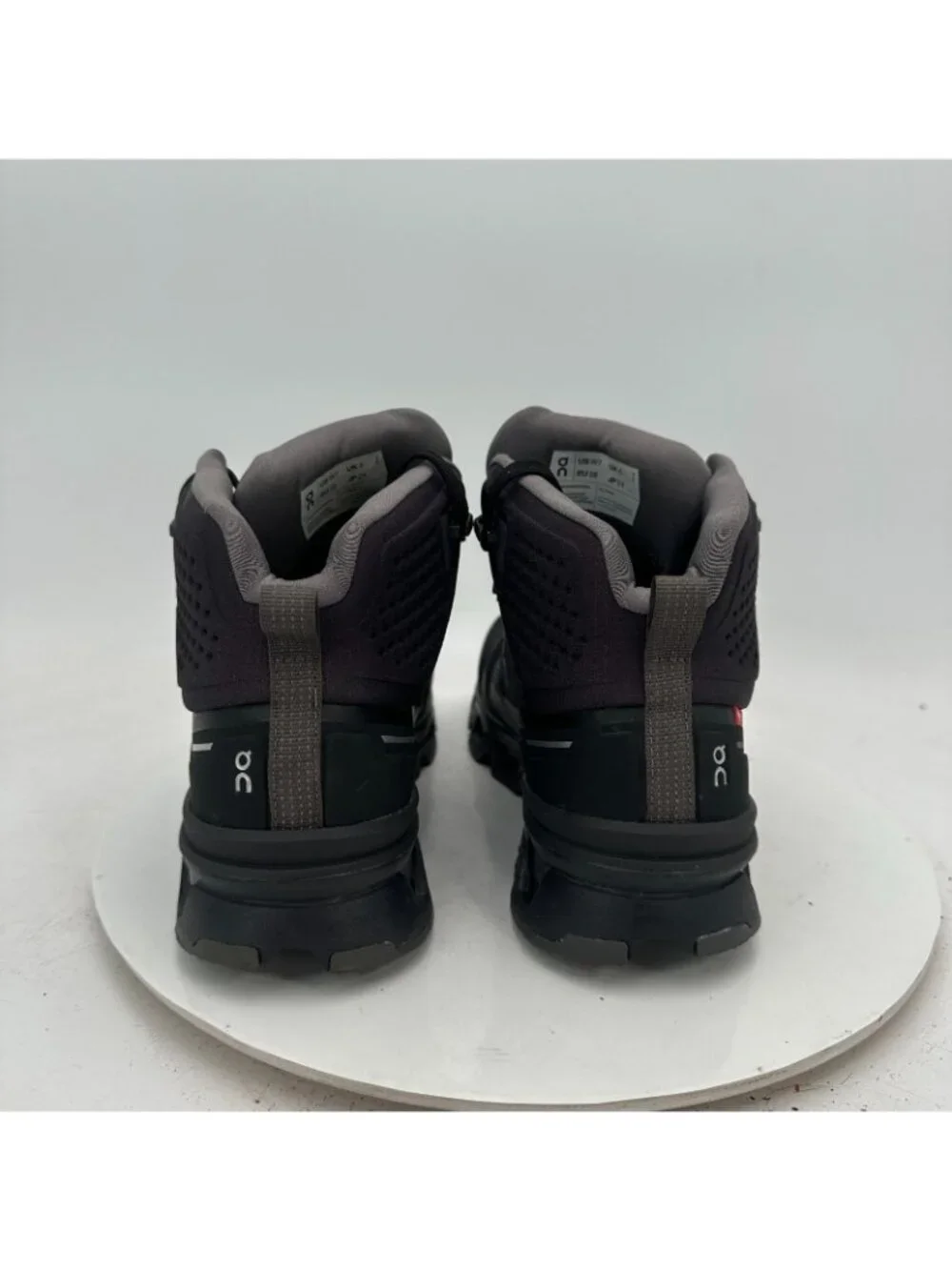 On Running cloudrock waterproof