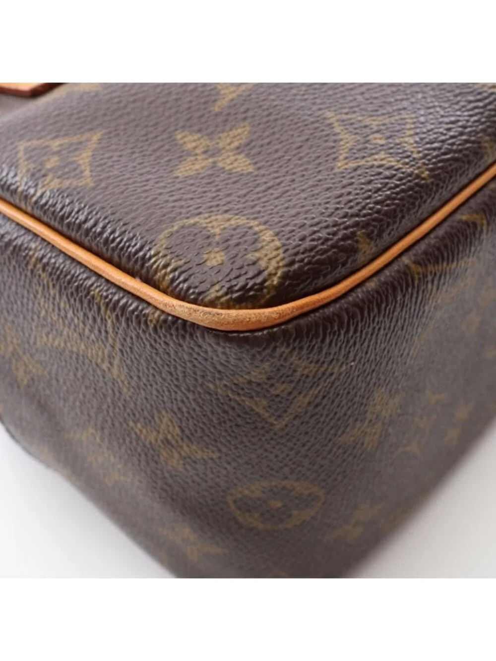 Louis Vuitton pattern materials model