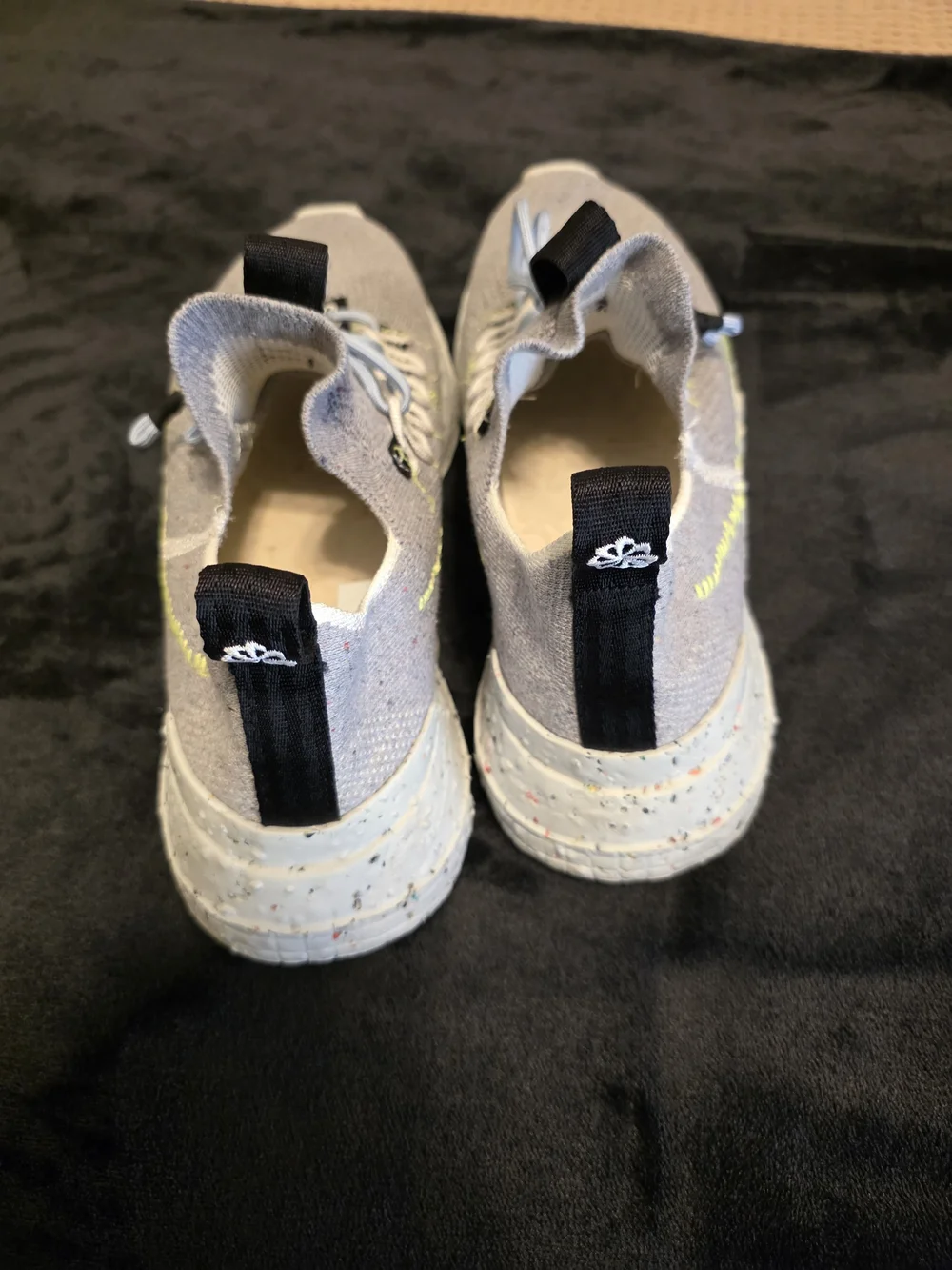 Nike flexible knit