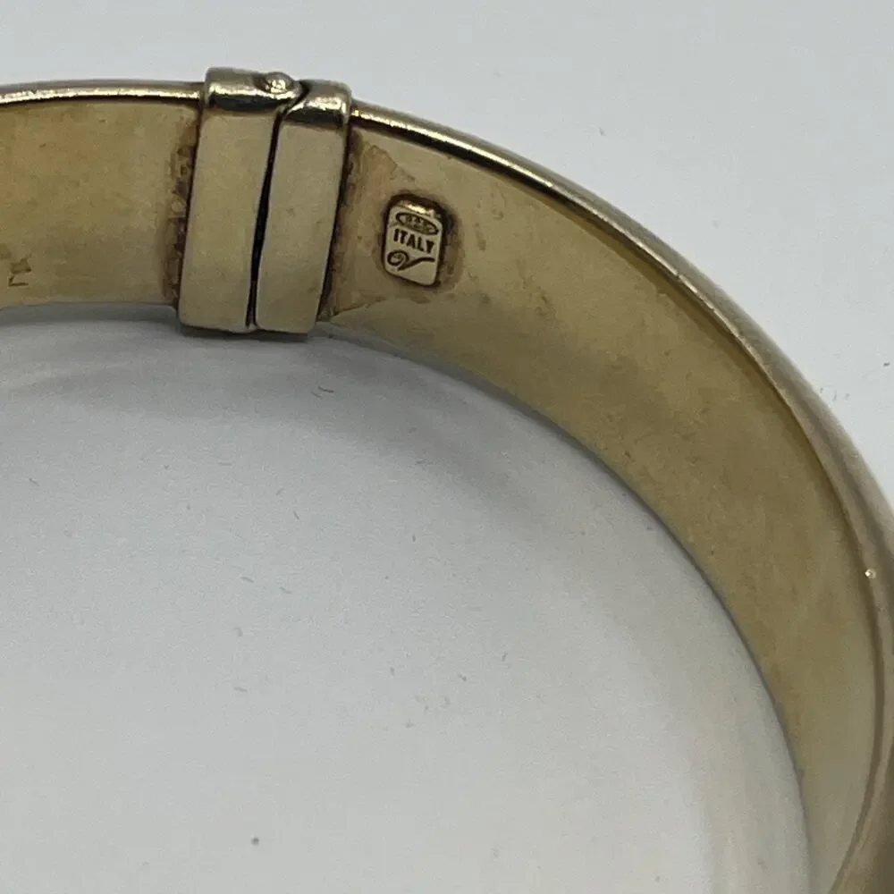 Unbranded sterling silver