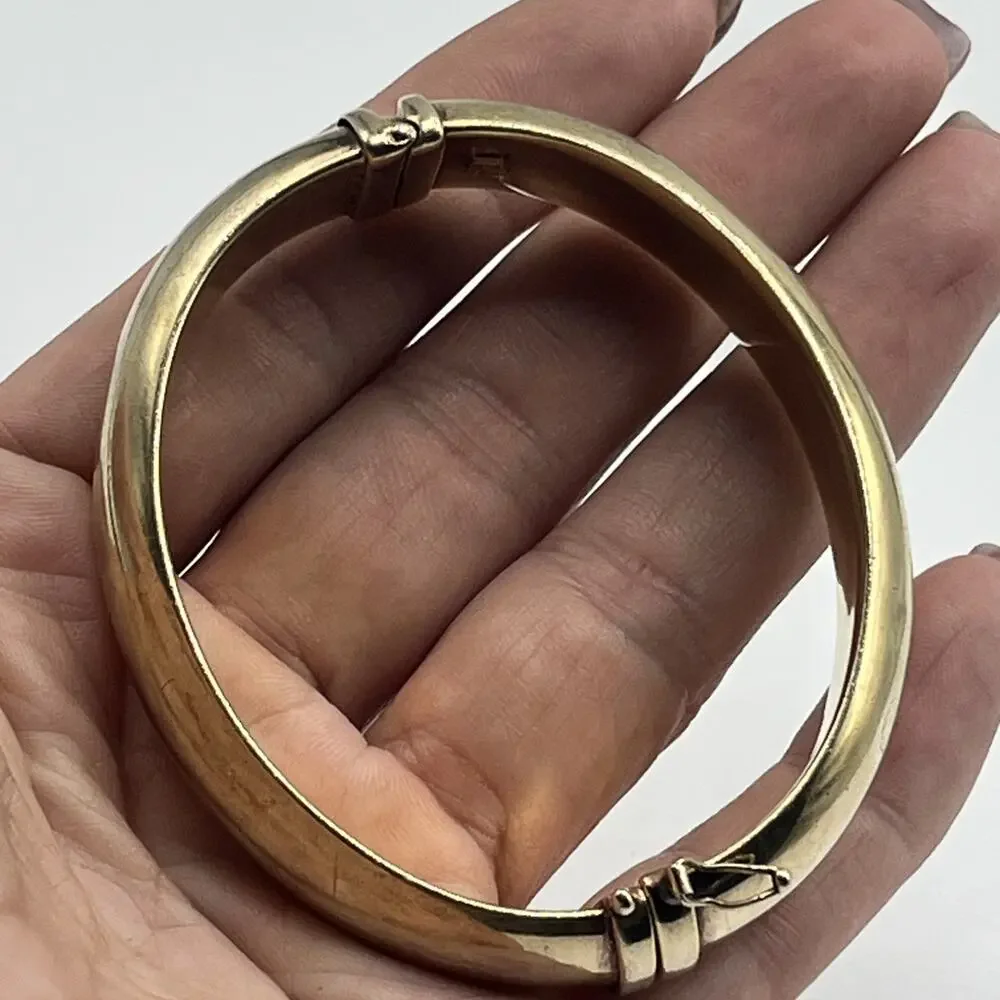 Unbranded sterling silver
