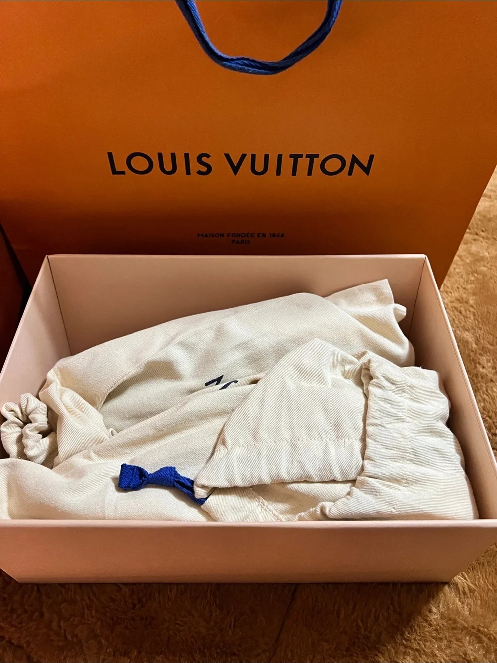 N/A louis vuitton