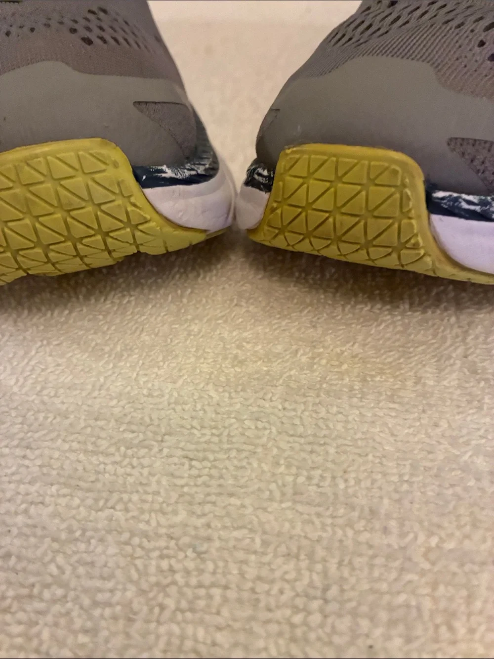 Hoka clifton neutral