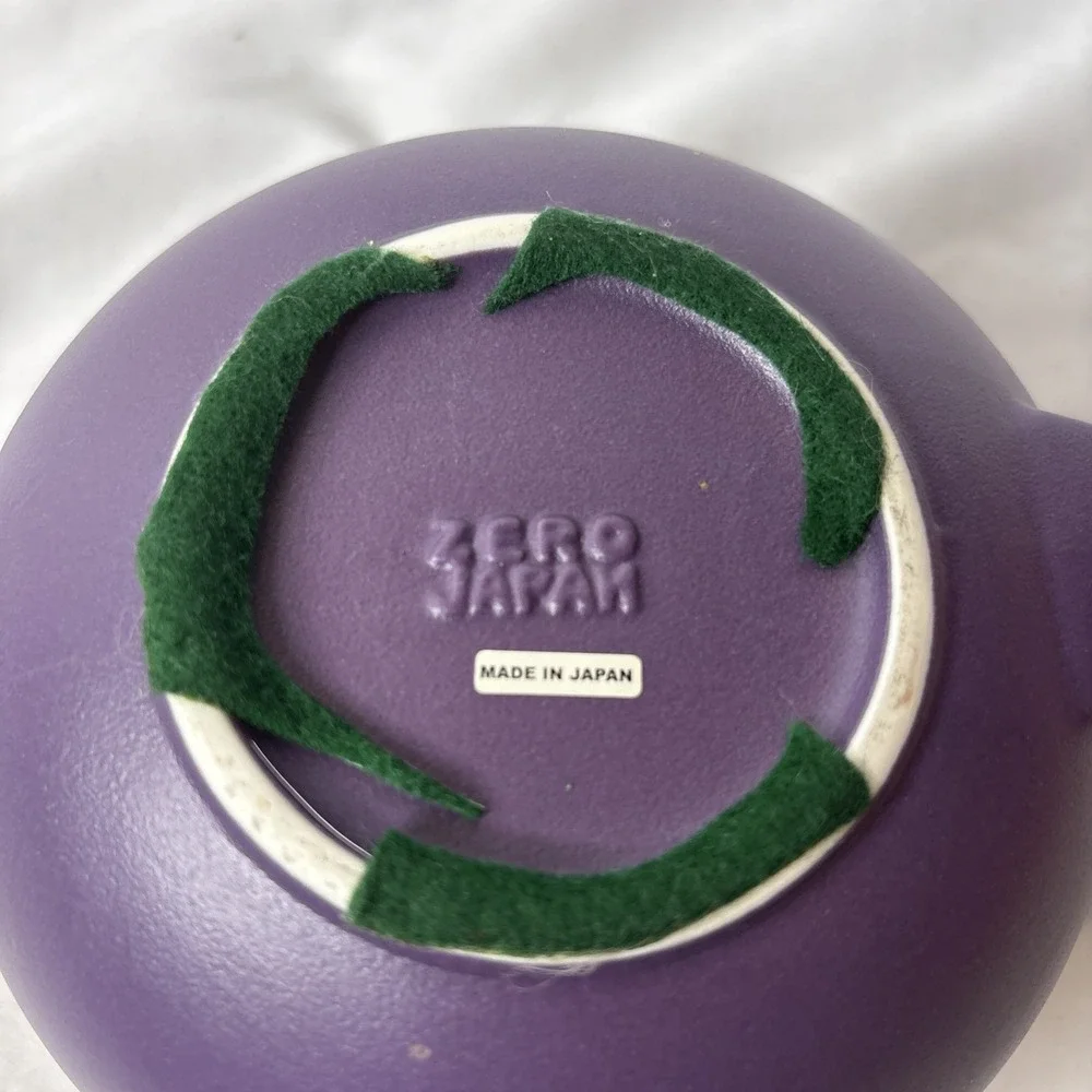 Zero eggplant purple