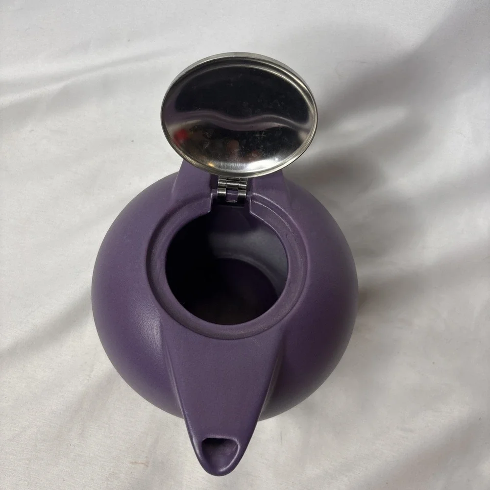 Zero eggplant purple